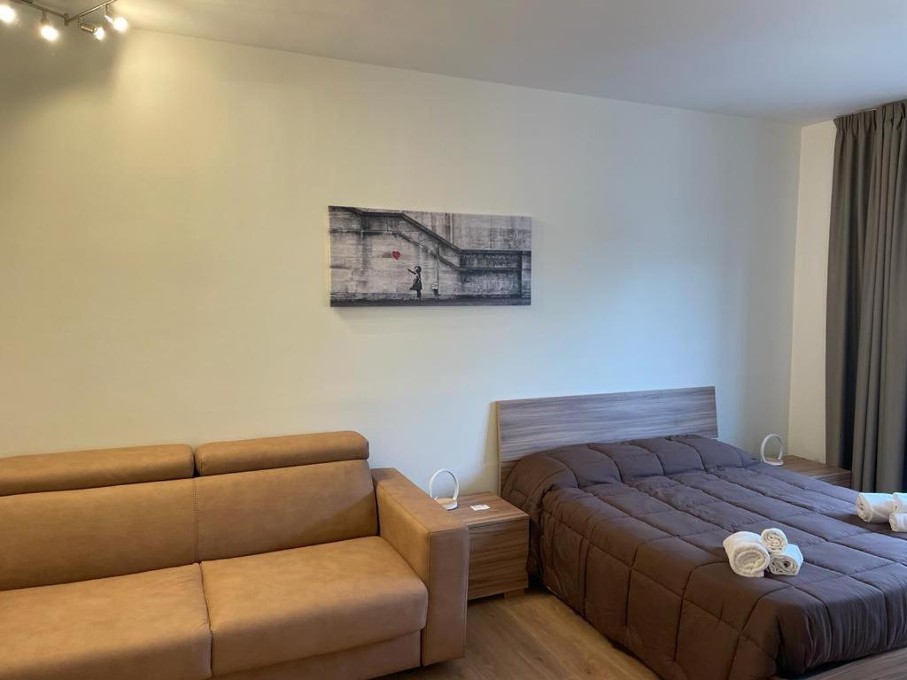 Trastevere B&D Rooms Rome Bagian luar foto